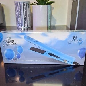 Royale Diamond Collection – Pastel Color Series – 1.25” Flat Iron –New In Box